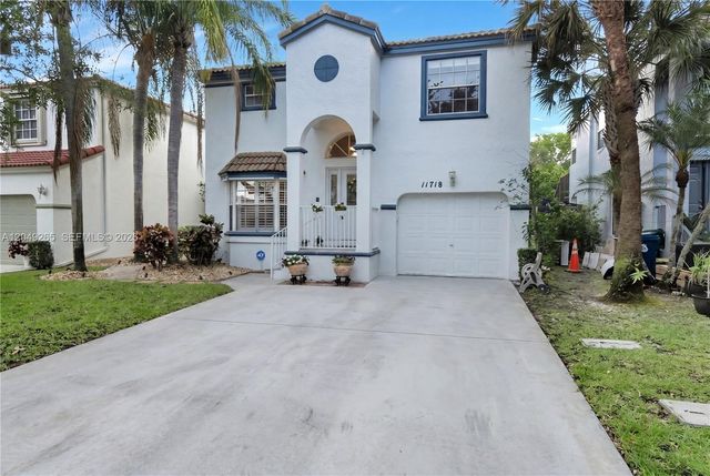11718 NW 1st St, Coral Springs, FL 33071