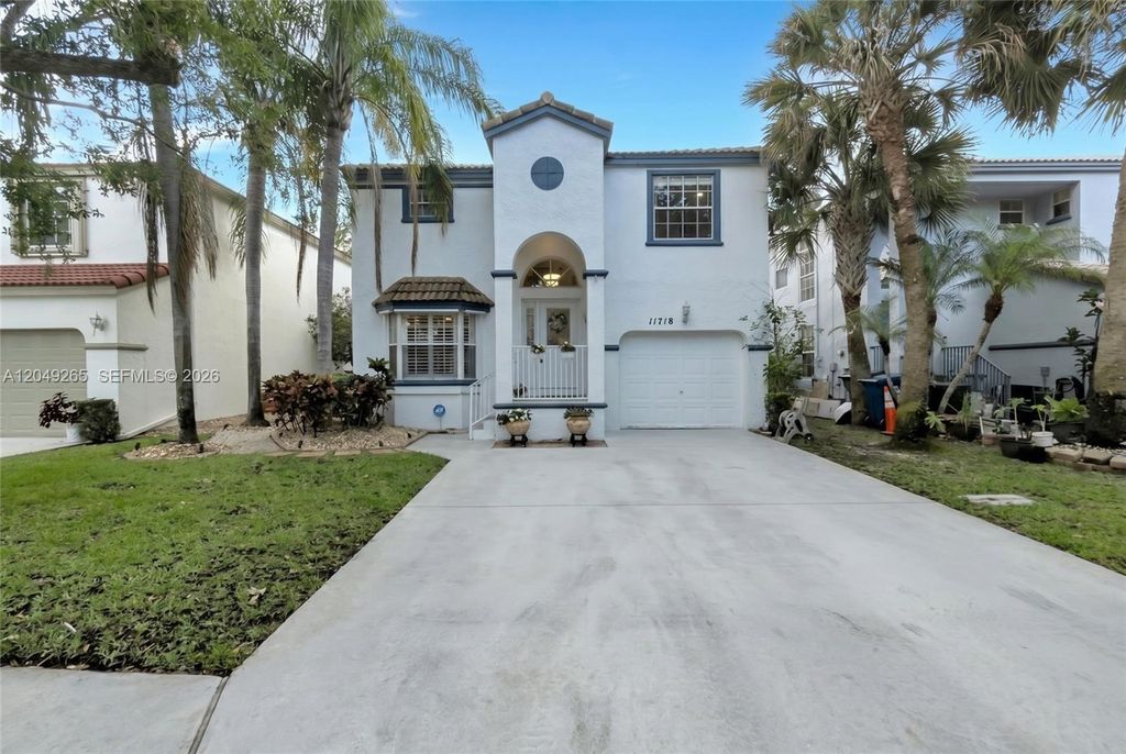 11718 NW 1st St, Coral Springs, FL 33071
