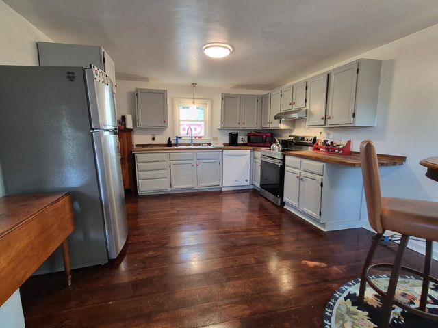 415 Pine St, Yarmouth, MA 02664