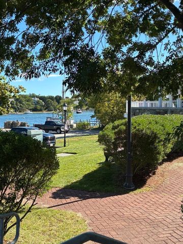 415 Pine St, Yarmouth, MA 02664