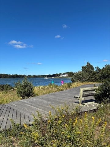 415 Pine St, Yarmouth, MA 02664