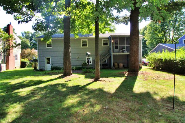30 Roseade Parkway, Burlington, VT 05408