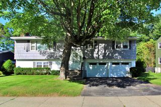 30 Roseade Parkway, Burlington, VT 05408