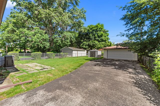 653 Jefferson Street, Crete, IL 60417