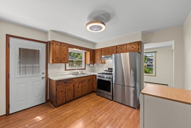 653 Jefferson Street, Crete, IL 60417