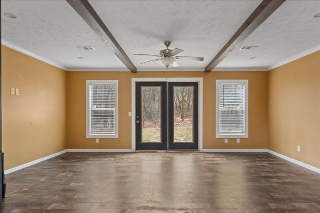 1189 Chicken Creek Rd, Pulaski, TN 38478