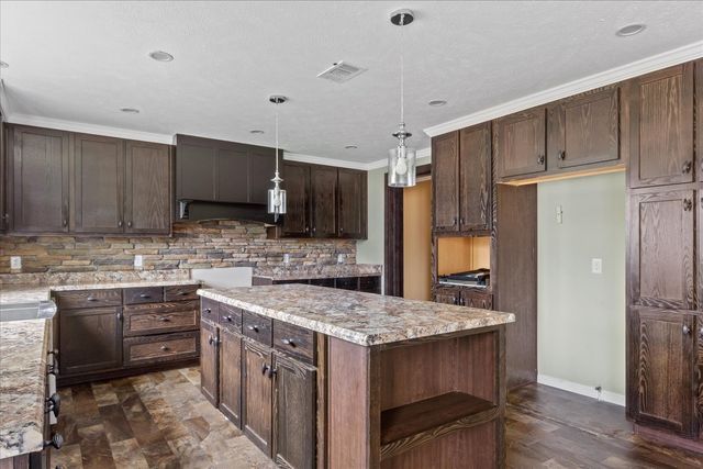 1189 Chicken Creek Rd, Pulaski, TN 38478