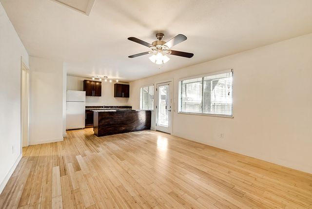 3900 W 7th Street, Fort Worth, TX 76107