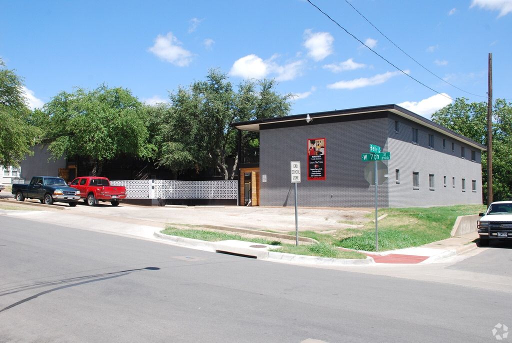 3900 W 7th Street, Fort Worth, TX 76107