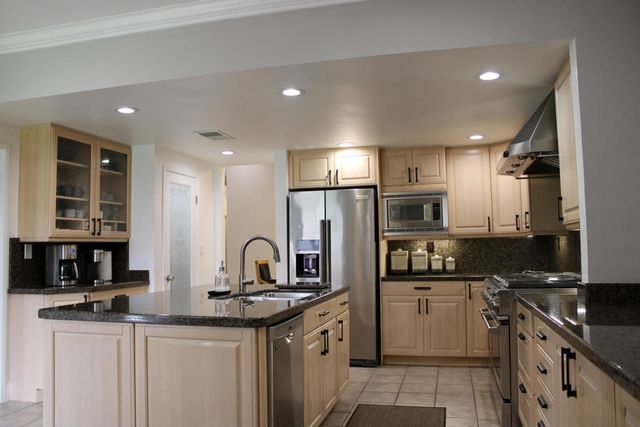 55069 Oak Hill, La Quinta, CA 92253