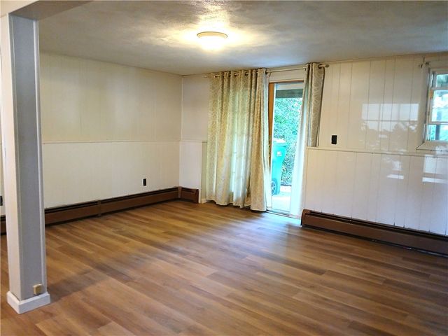6 Balsam Court, Johnston, RI 02919