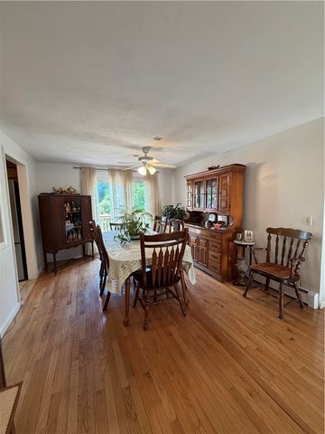 6 Balsam Court, Johnston, RI 02919