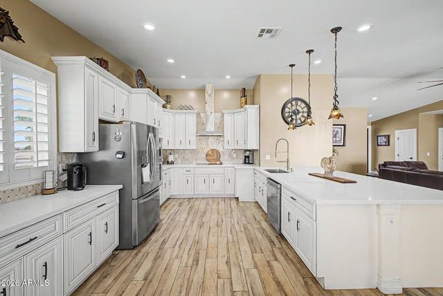 24039 W Cavedale Drive, Wittmann, AZ 85361