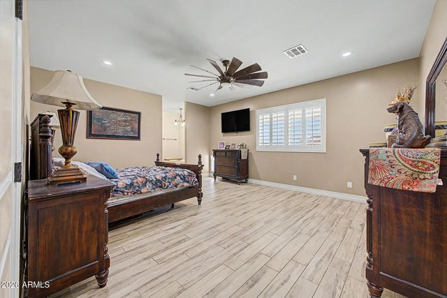 24039 W Cavedale Drive, Wittmann, AZ 85361