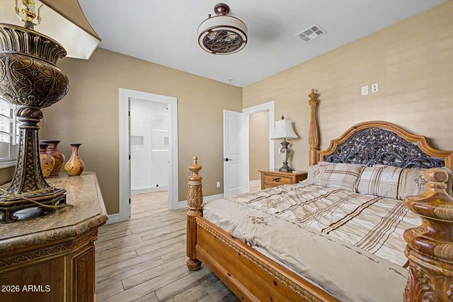 24039 W Cavedale Drive, Wittmann, AZ 85361