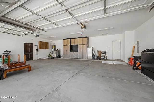 24039 W Cavedale Drive, Wittmann, AZ 85361