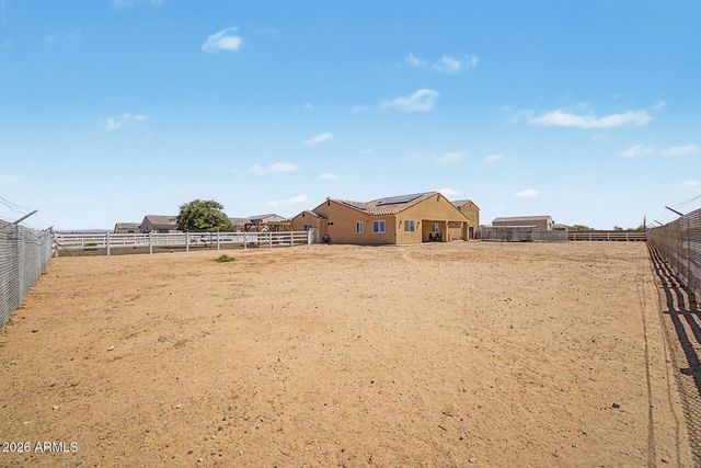 24039 W Cavedale Drive, Wittmann, AZ 85361