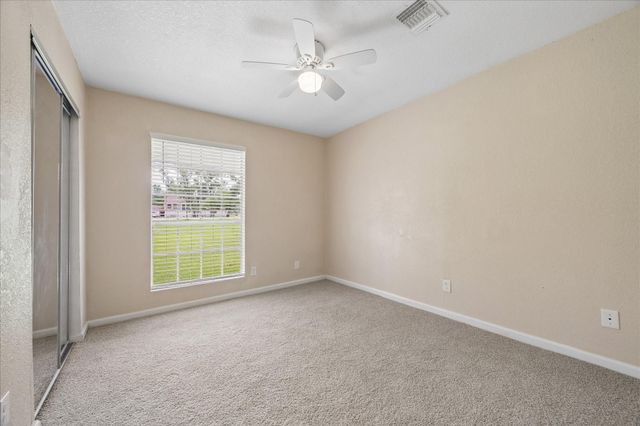 316 Rabbit Trail, Lake Jackson, TX 77566