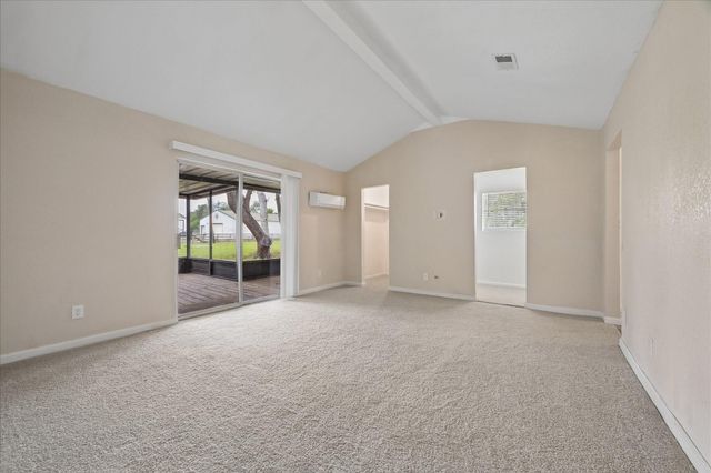316 Rabbit Trail, Lake Jackson, TX 77566
