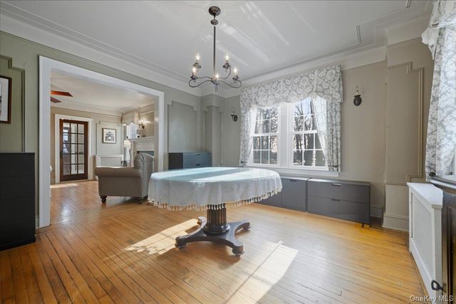 70 Larch Avenue, Floral Park, NY 11001