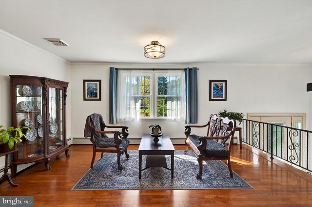 13 WARTMAN RD, Collegeville, PA 19426