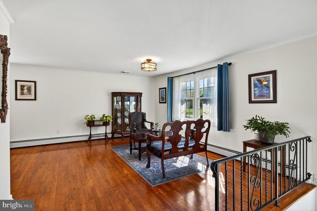 13 WARTMAN RD, Collegeville, PA 19426