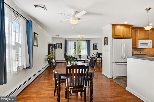 13 WARTMAN RD, Collegeville, PA 19426