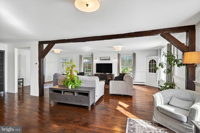 13 WARTMAN RD, Collegeville, PA 19426