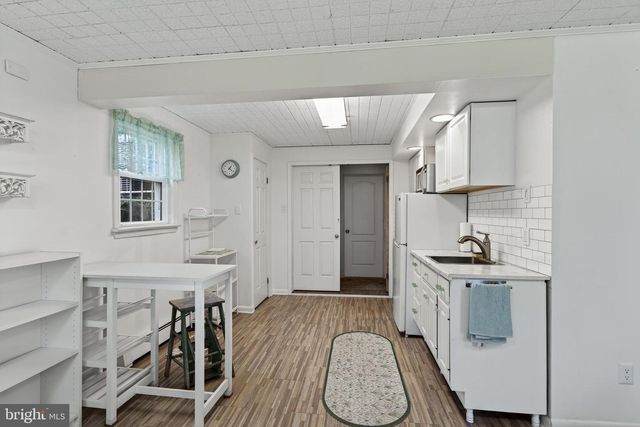 13 WARTMAN RD, Collegeville, PA 19426