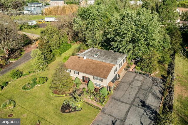 13 WARTMAN RD, Collegeville, PA 19426