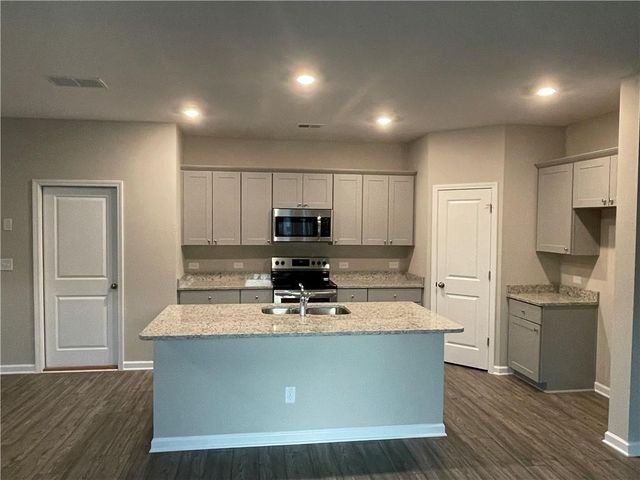 107 Wynn Way, Pendergrass, GA 30567
