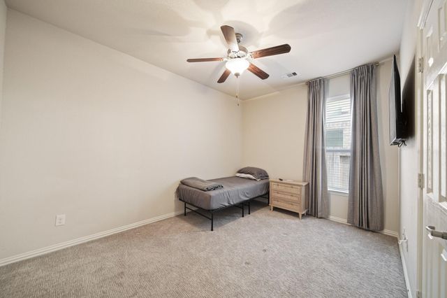 13739 Mckinney Creek Lane, Houston, TX 77044