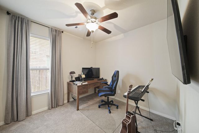 13739 Mckinney Creek Lane, Houston, TX 77044