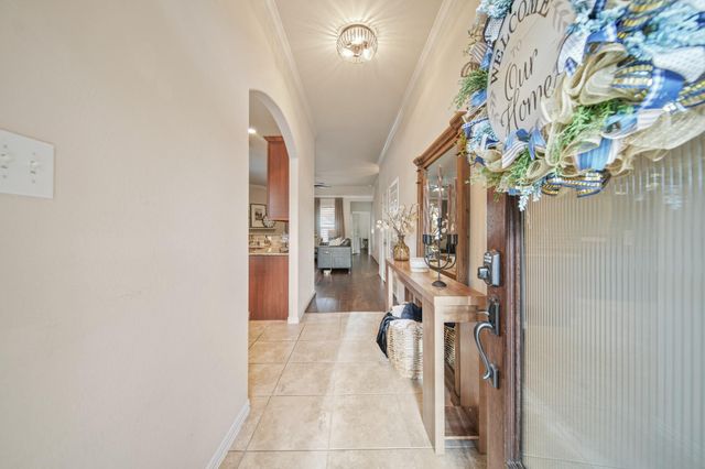 13739 Mckinney Creek Lane, Houston, TX 77044