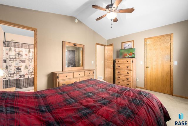 7125 W Rosemont Ln Lane, Sioux Falls, SD 57106