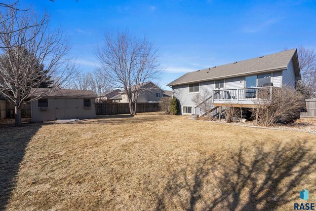 7125 W Rosemont Ln Lane, Sioux Falls, SD 57106