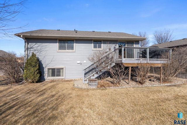 7125 W Rosemont Ln Lane, Sioux Falls, SD 57106