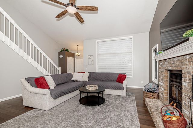 8320 Wyckford Place, Fort Wayne, IN 46825