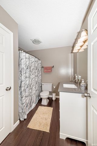 8320 Wyckford Place, Fort Wayne, IN 46825