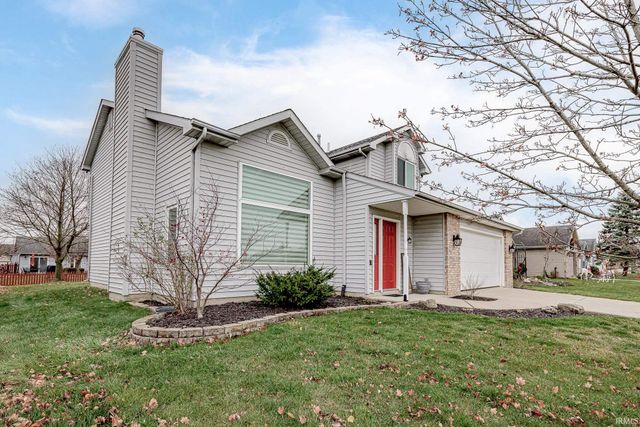 8320 Wyckford Place, Fort Wayne, IN 46825