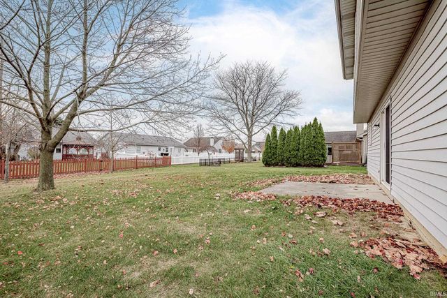 8320 Wyckford Place, Fort Wayne, IN 46825
