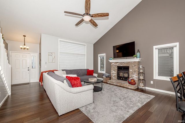 8320 Wyckford Place, Fort Wayne, IN 46825