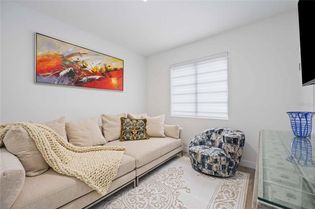 7520 N COOLIDGE AVENUE, Tampa, FL 33614