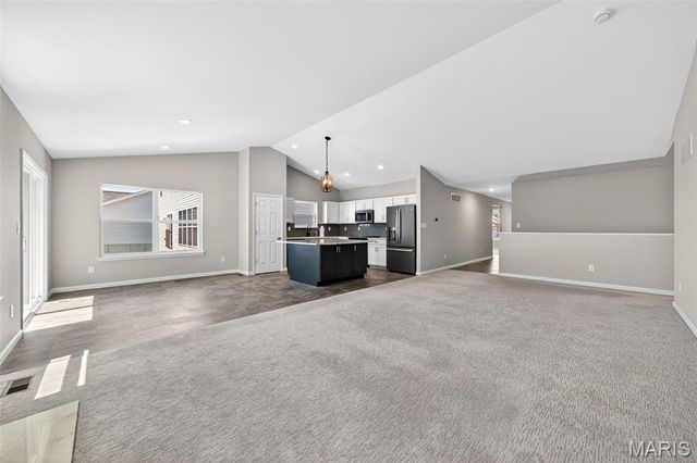 5634 Sun Bear Drive, House Springs, MO 63051