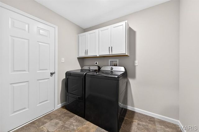 5634 Sun Bear Drive, House Springs, MO 63051