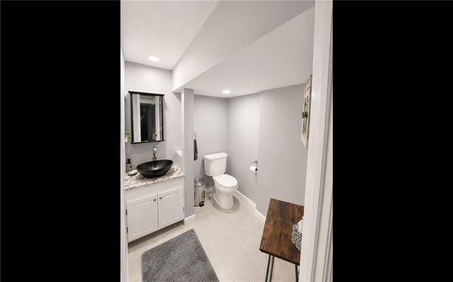 506 S Monroe Street, Raymore, MO 64083