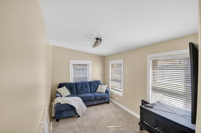 6511 43rd AVENUE, Kenosha, WI 53142