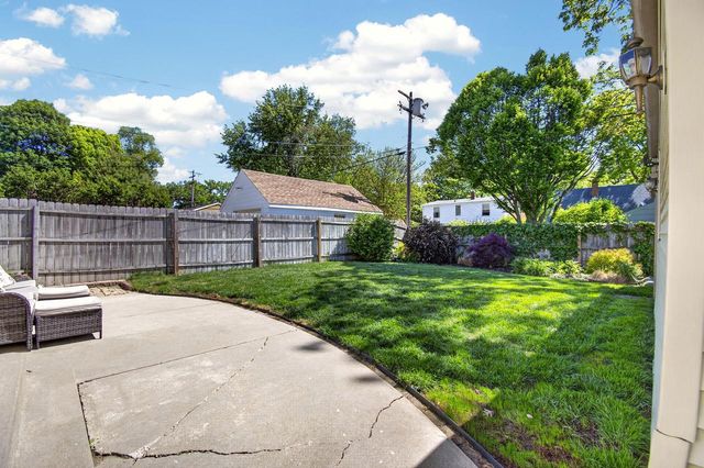 6511 43rd AVENUE, Kenosha, WI 53142