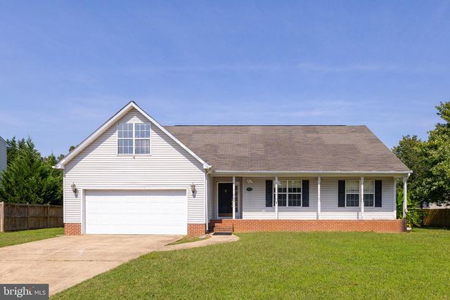 17021 VILLAGE LN, King George, VA 22485