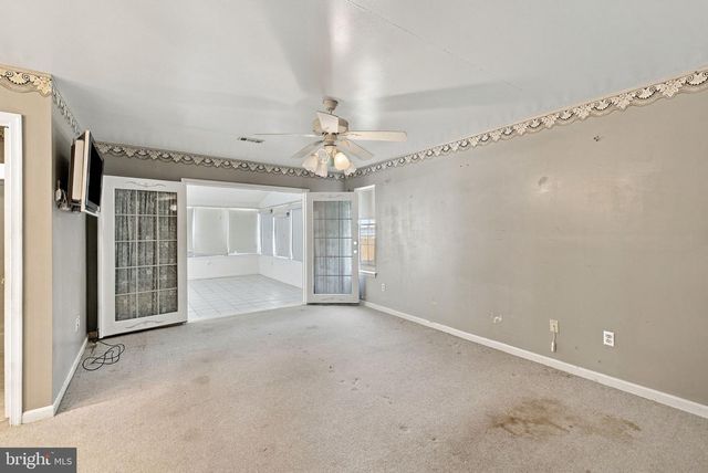 17021 VILLAGE LN, King George, VA 22485